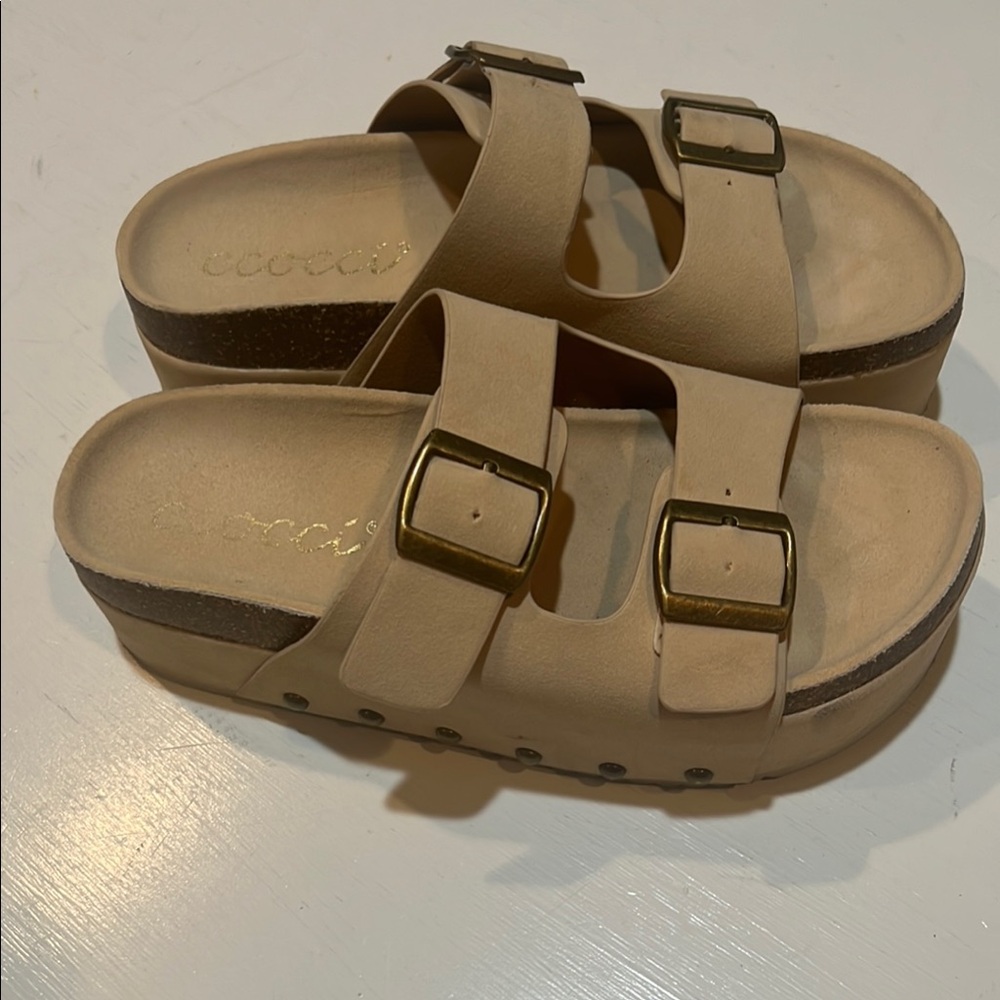 Womens Platform “Birkenstock style”Tan Sandals